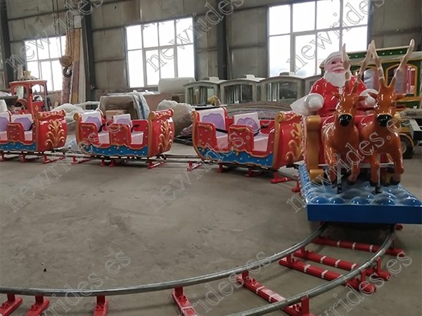 Tren de Navidad con Atracciones de Vía